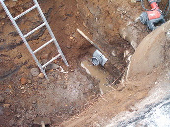 Her legges nytt seperatsystem til en privatbolig i Sandefjord